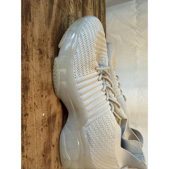 CUSHIONAIRE Apolo-T Memory Foam‎ Sneakers Women's 8.5 M Beige Chunky - Picture 3 of 9